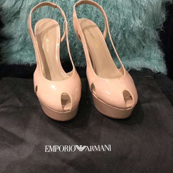 EMPORIO ARMANI Blush Patent Peep toe Slingback - Picture 2 of 7